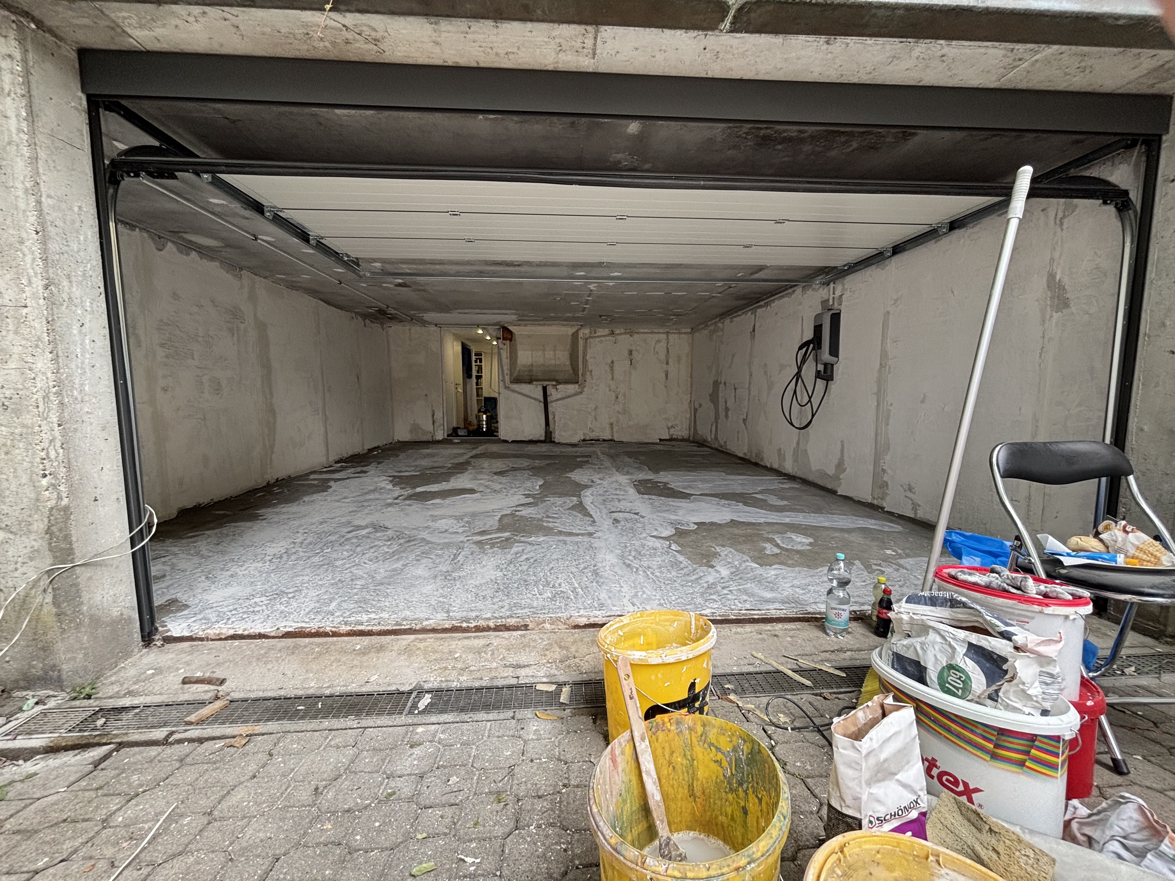 Vorher: Außenbereich vor der Ausführung